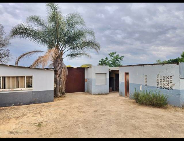 M² BUSINESS CENTRE FOR SALE IN MAGNA VIA INDUSTRIAL